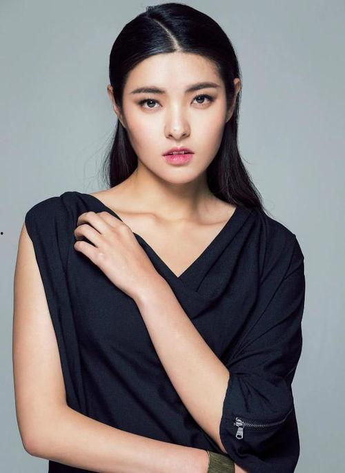 藏族歌手旺卓措照片,高原之花，歌声传遍大地的藏族歌手