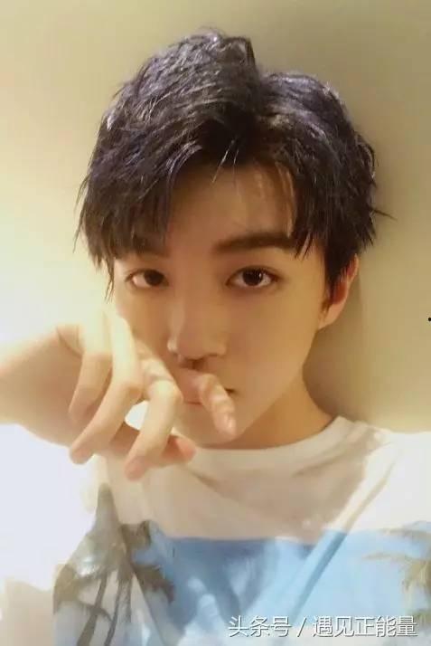 王俊凯公益活动照片,青春力量助力美好未来